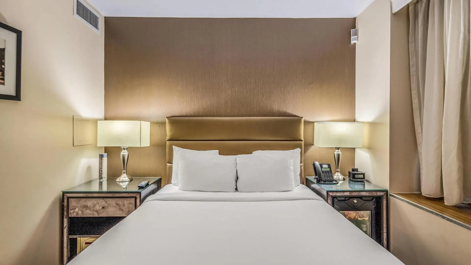 The Historic Blue Angel Hotel Lexington Ave, Ascend Hotel Collection New York