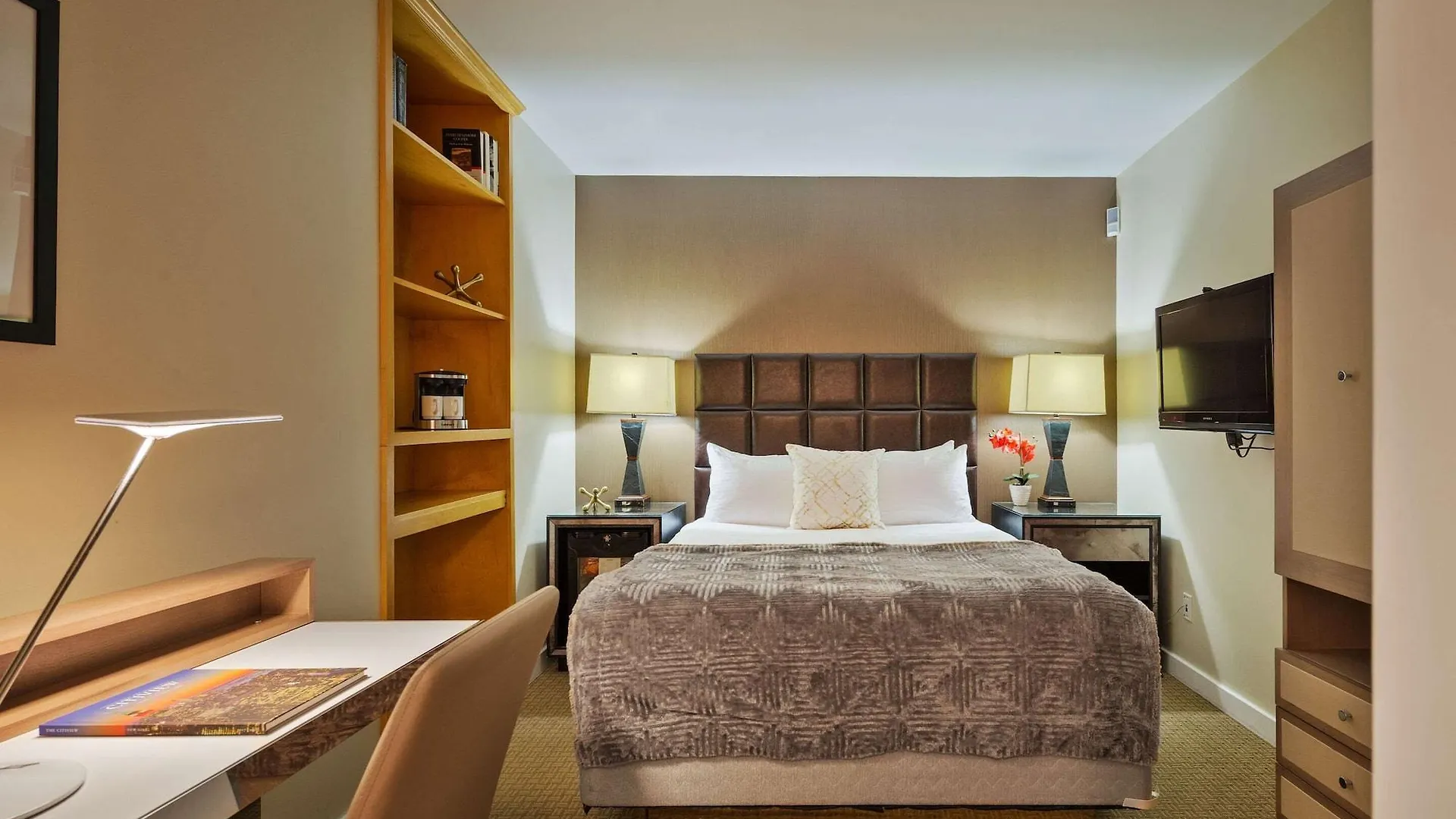 The Historic Blue Angel Hotel Lexington Ave, Ascend Hotel Collection New York